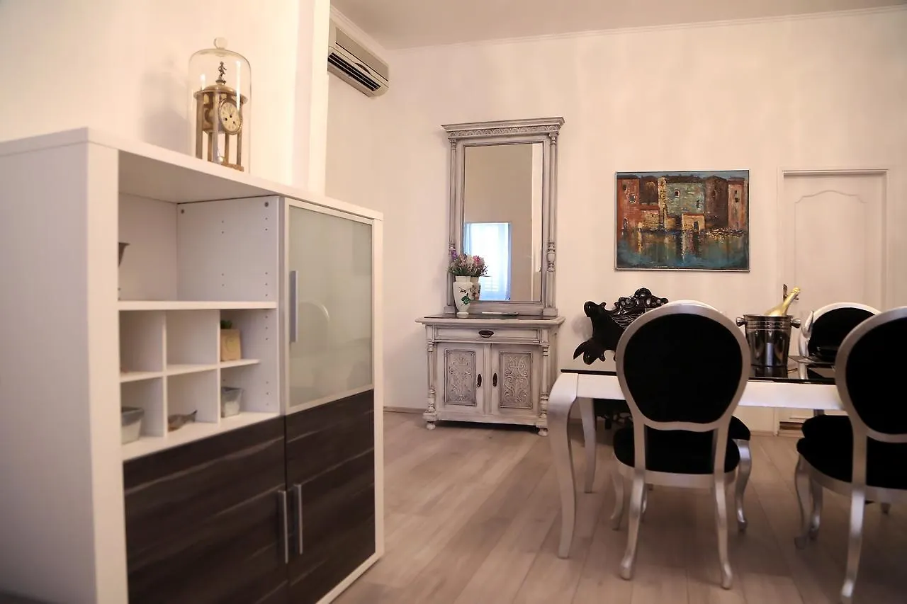 Apartment Papalic Palace 斯普利特 克罗地亚
