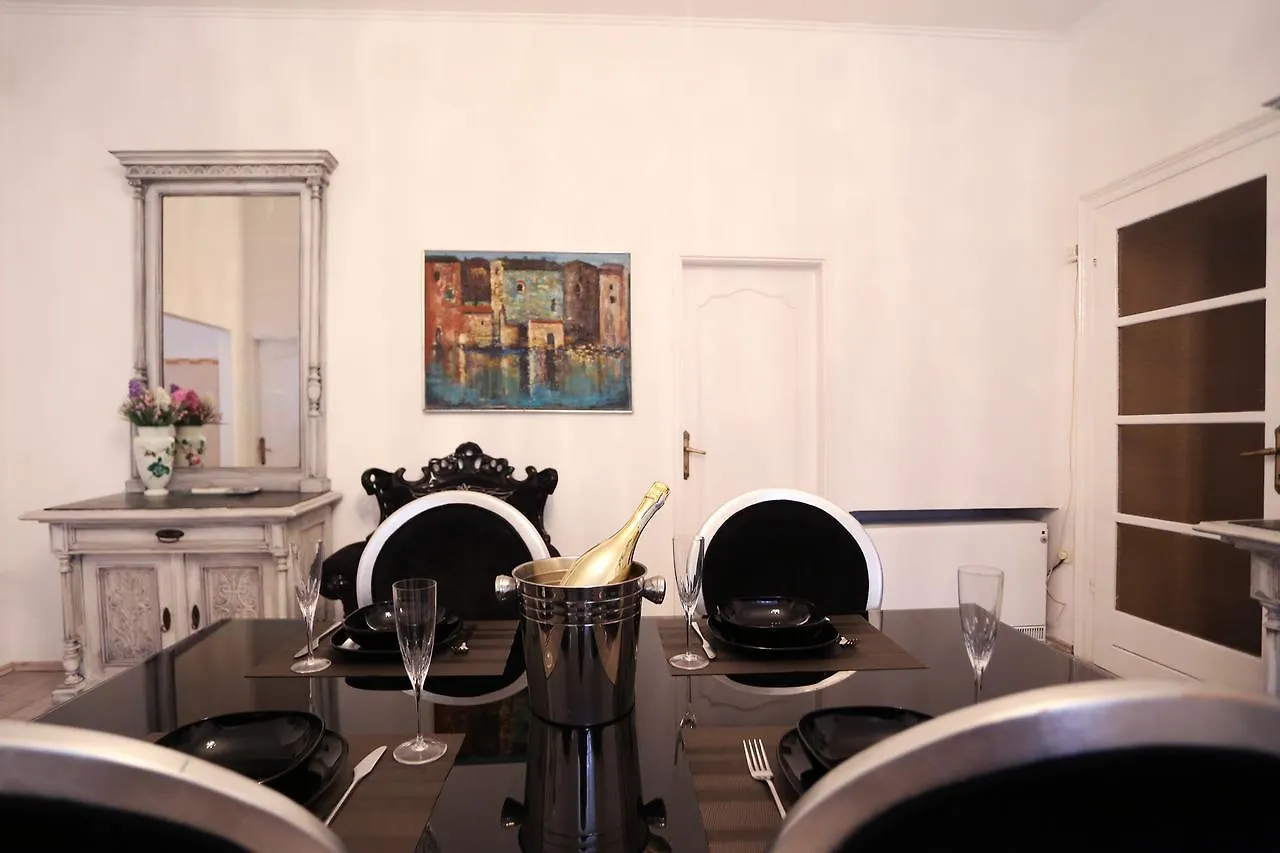 Apartment Papalic Palace 斯普利特